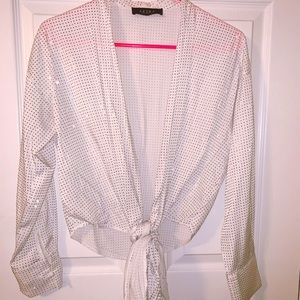 AKIRA Bling White Long Sleeve Tie Shirt